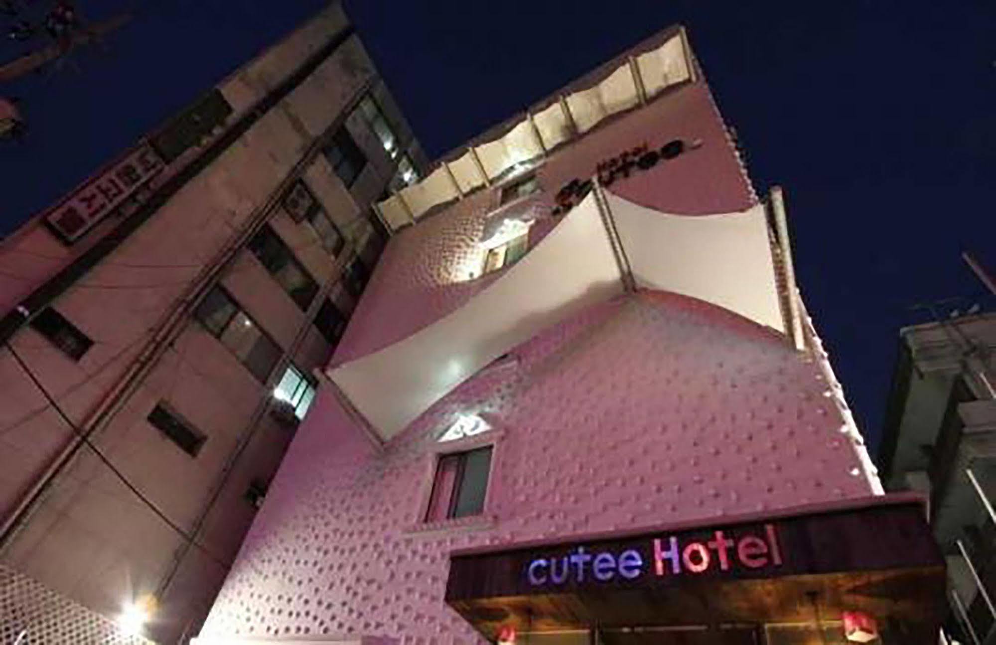 Cutee Hotel Сеул Экстерьер фото